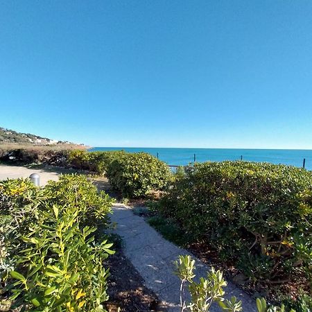 40 M², 1Ere Ligne Mer, Dernier Etage Avec Ascenseur Sète Exterior foto